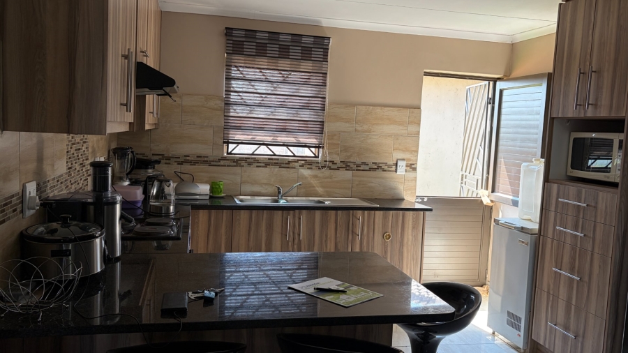  Bedroom Property for Sale in Ellaton North West